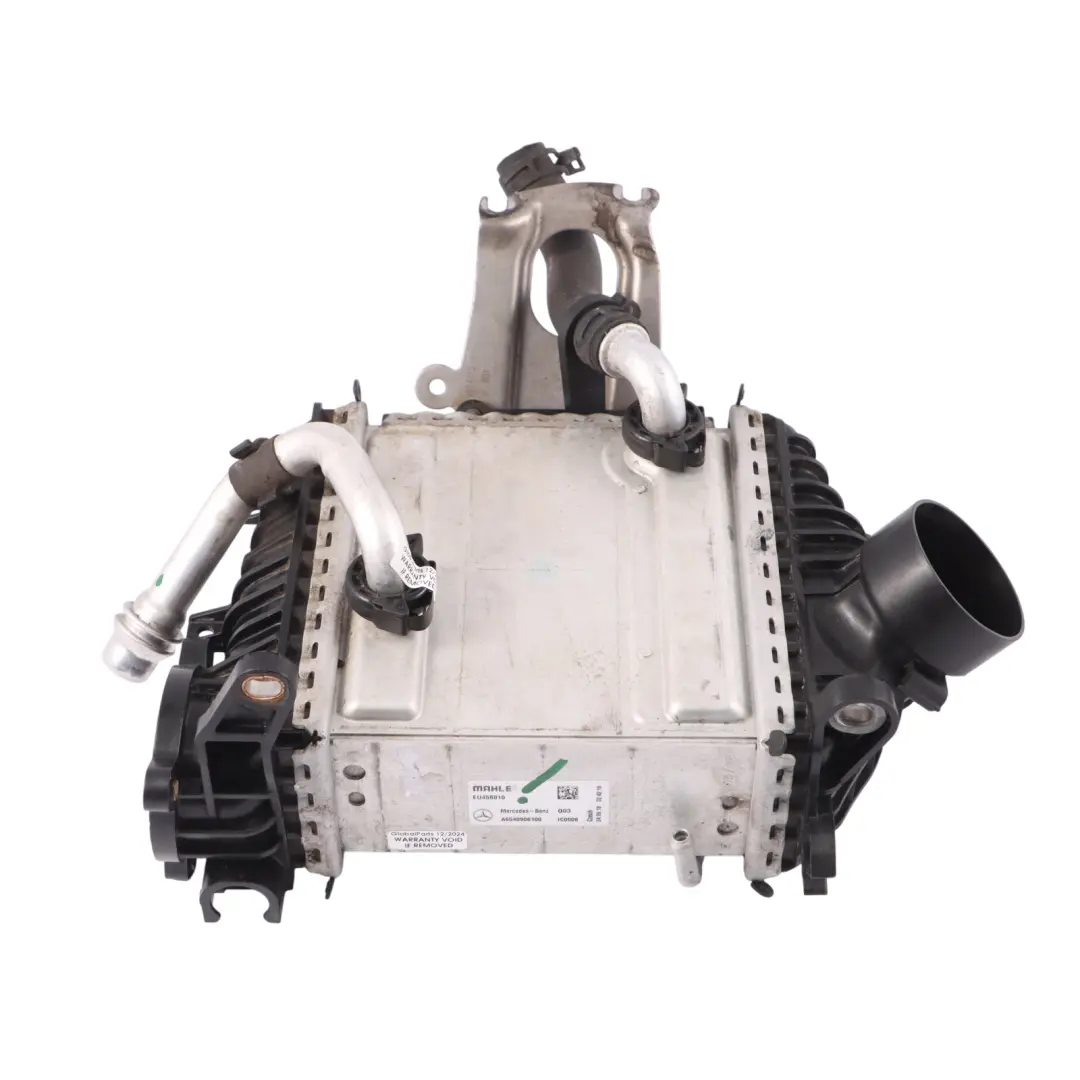 Radiador Intercooler Enfriador de Aire de Carga Turbo para Mercedes W213 con número de pieza A6540906100 Mercedes W213 Radiador Intercooler Enfriador de Aire de Carga Turbo - SKU A6540906100 - Número de pieza A6540906100