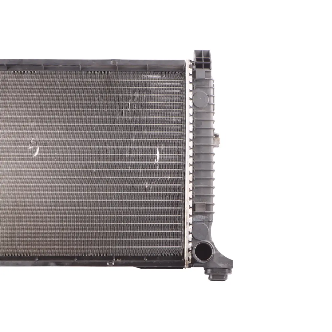 W902 211 CDI Diesel Engine Radiator Water Cooler to Mercedes with Part number A9015003500 Mercedes W902 211 CDI Diesel Engine Radiator Water Cooler - SKU A9015003500 - Part number A9015003500