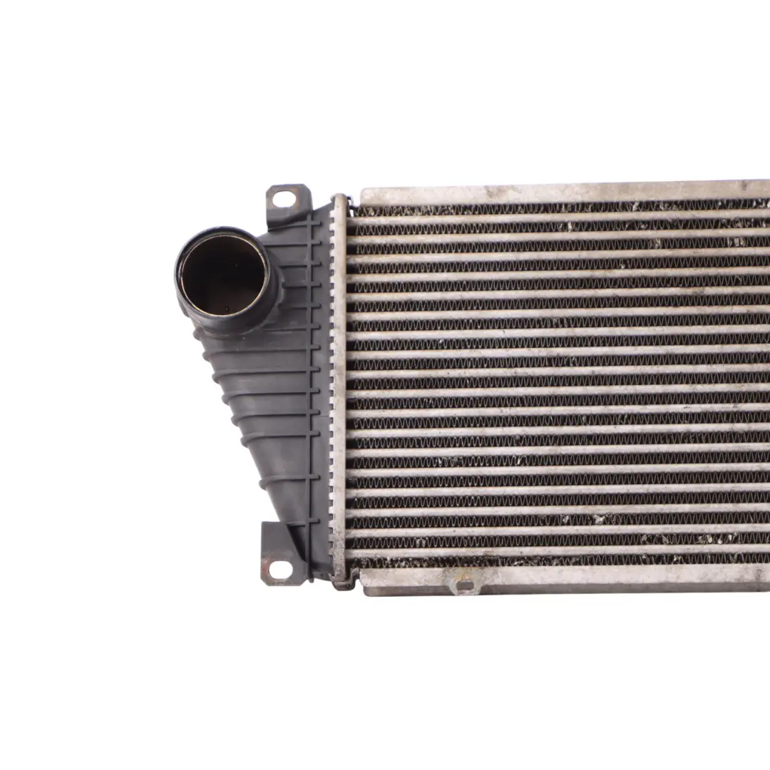 W901 Raffreddatore dell'aria di carica Diesel per Intercooler Mercedes con numero di parte A9015010701 Intercooler Mercedes W901 Raffreddatore dell'aria di carica Diesel - SKU A9015010701 - Numero di parte A9015010701