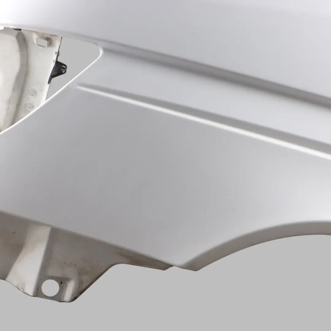 W901 Side Panel Front Left N/S Wing Fender Arctic White - 9147 to Mercedes Sprinter with Part number A9016306907 Mercedes Sprinter W901 Side Panel Front Left N/S Wing Fender Arctic White - 9147 - SKU A9016306907-ARW - Part number A9016306907