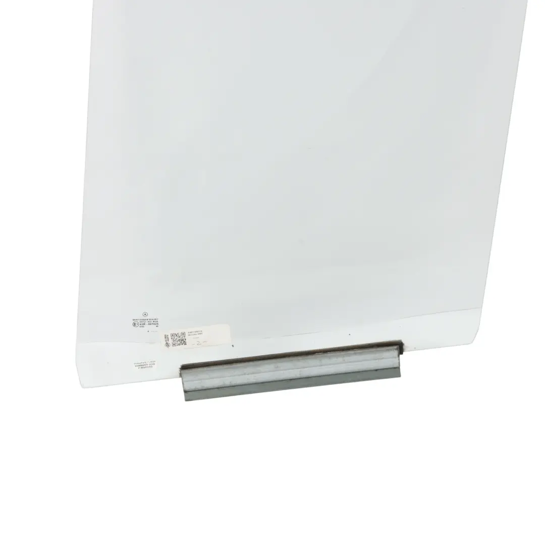 W902 Door Window Front Left N/S Glass AS2 to Mercedes Sprinter with Part number A9017200318 Mercedes Sprinter W902 Door Window Front Left N/S Glass AS2 - SKU A9017200318 - Part number A9017200318