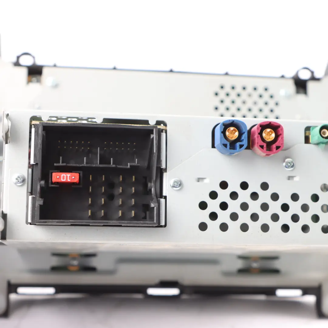 Radio Navi Programming Unit Head Unit to Mercedes W906 with Part number A9069006202 Mercedes W906 Radio Navi Programming Unit Head Unit - SKU A9069006202 - Part number A9069006202