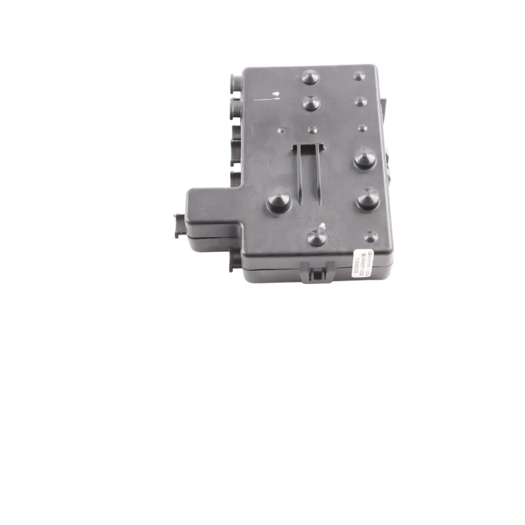 W907 Sicherungs Kasten Steuergerät Modul Q2 für Mercedes mit Teilenummer A9075402605 Mercedes W907 Sicherungs Kasten Steuergerät Modul Q2 - SKU A9075402605 - Teilenummer A9075402605