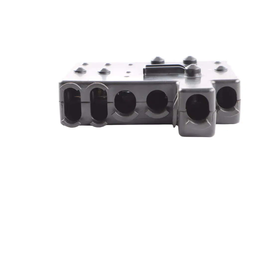 Mercedes W907 Fuse Box Control Unit Module Q2 - SKU A9075402605 - Part number A9075402605