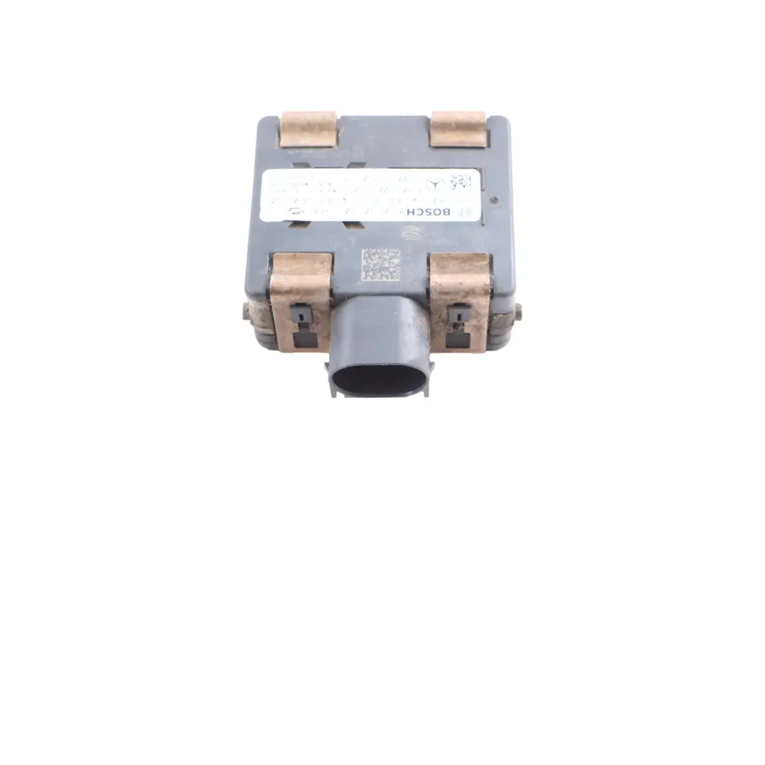 W907 Moduł Sterownik Sensor Distronic Radar do Mercedes o numerze A9079003303 Mercedes W907 Moduł Sterownik Sensor Distronic Radar - SKU A9079003303 - Numer Części A9079003303