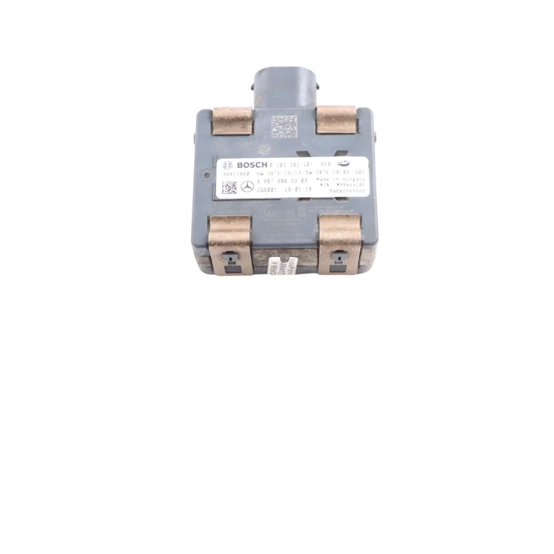 W907 Vorne Radar Abstandsregel Tempomat Modul für Mercedes mit Teilenummer A9079003303 Mercedes W907 Vorne Radar Abstandsregel Tempomat Modul - SKU A9079003303 - Teilenummer A9079003303