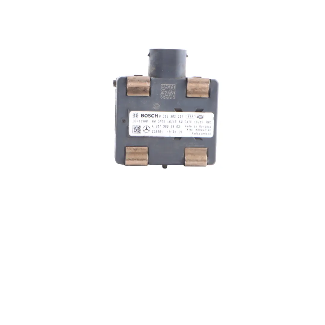 W907 Vorne Radar Abstandsregel Tempomat Modul für Mercedes mit Teilenummer A9079003303 Mercedes W907 Vorne Radar Abstandsregel Tempomat Modul - SKU A9079003303 - Teilenummer A9079003303