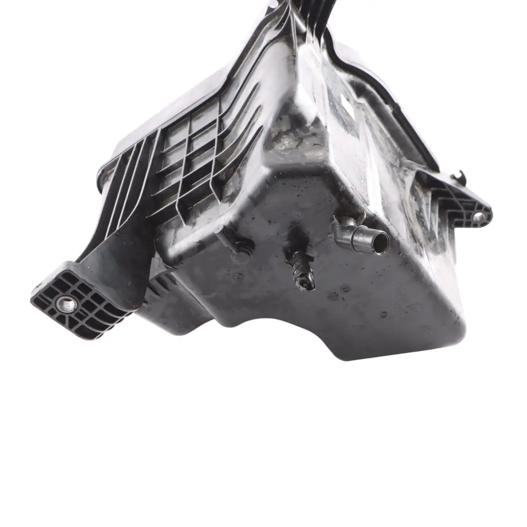 Additive Tank Mercedes W907 W910 AdBlue Tank Pump Assembly to with Part number A9104700000 Additive Tank Mercedes W907 W910 AdBlue Tank Pump Assembly - SKU A9104700000 - Part number A9104700000