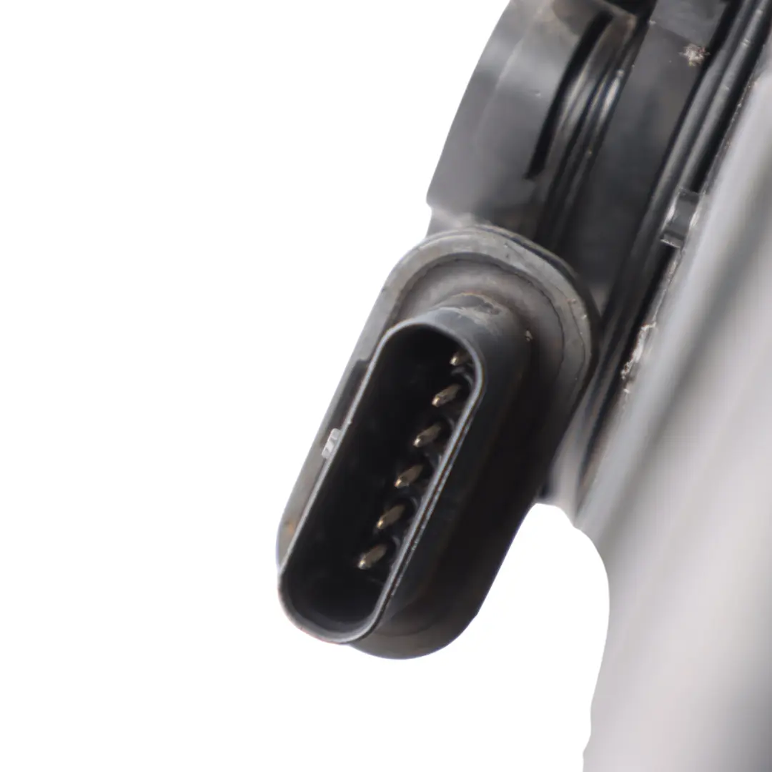 Additive Tank Mercedes W907 W910 AdBlue Tank Pump Assembly to with Part number A9104700000 Additive Tank Mercedes W907 W910 AdBlue Tank Pump Assembly - SKU A9104700000 - Part number A9104700000