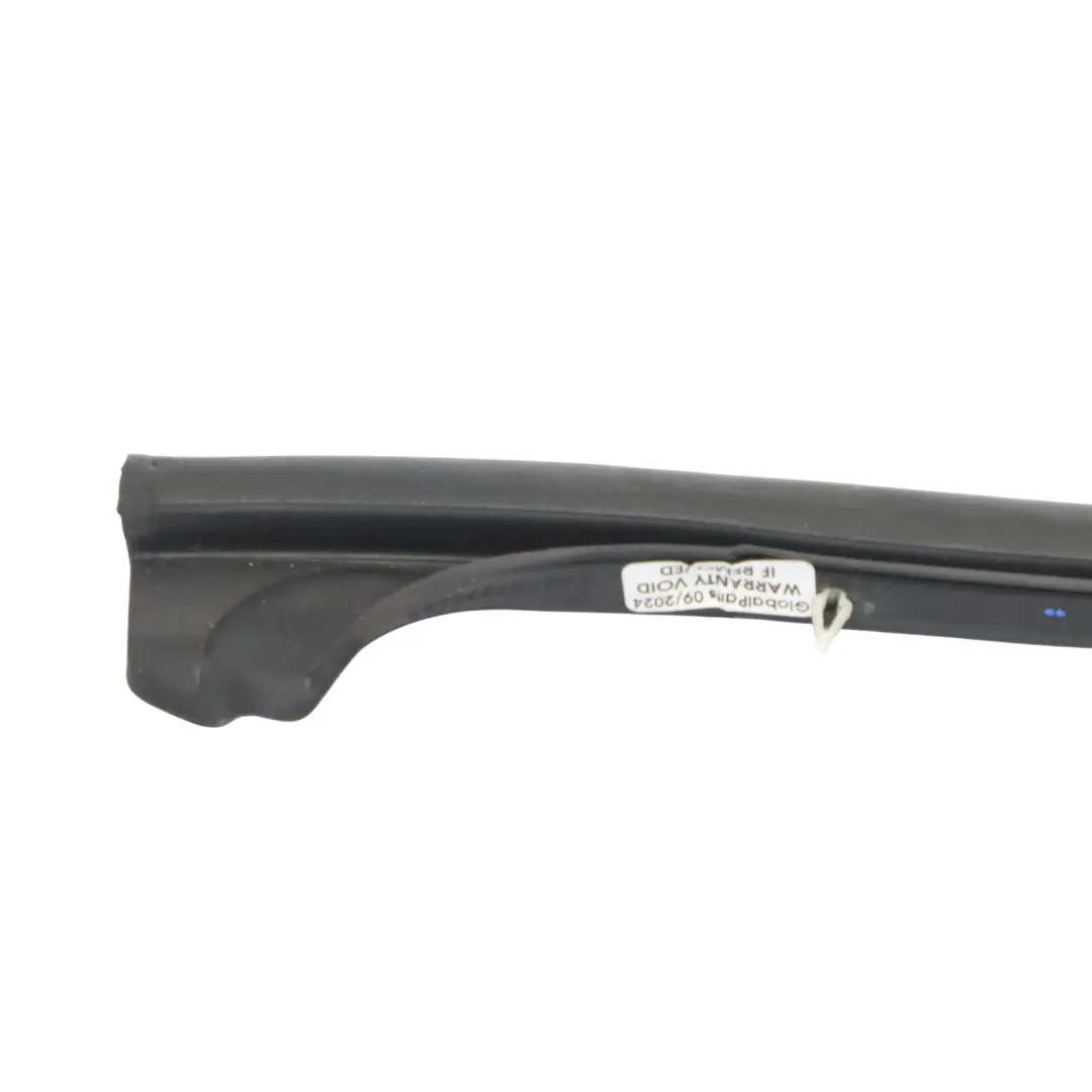 Joint panneau porte intérieur avant gauche pour Mercedes Sprinter W910 à propos du numéro de pièce A9107270000 Mercedes Sprinter W910 Joint panneau porte intérieur avant gauche - SKU A9107270000 - Numéro de pièce A9107270000