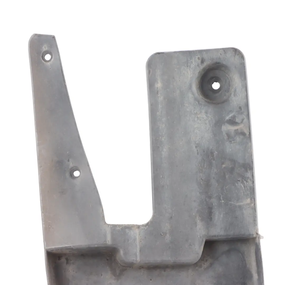 Guardabarros rueda derecha exterior Mercedes Sprinter W907 W910 para con número de pieza A9108890100 Guardabarros rueda derecha exterior Mercedes Sprinter W907 W910 - SKU A9108890100 - Número de pieza A9108890100