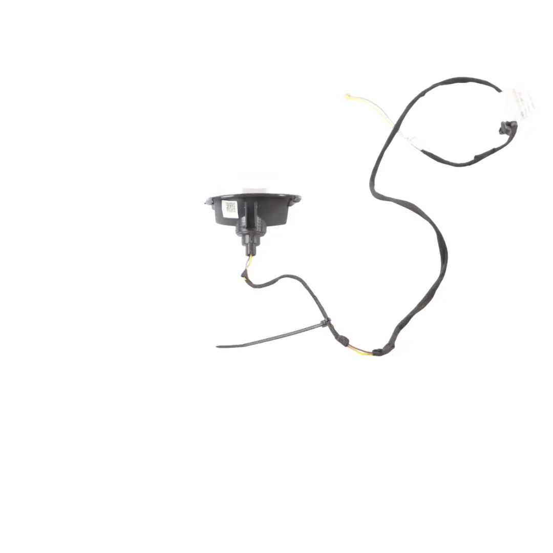 Mercedes W910 Front Turn Signal Lamp Indicator Marker Right O/S - SKU A9109064600 - Part number A9109064600