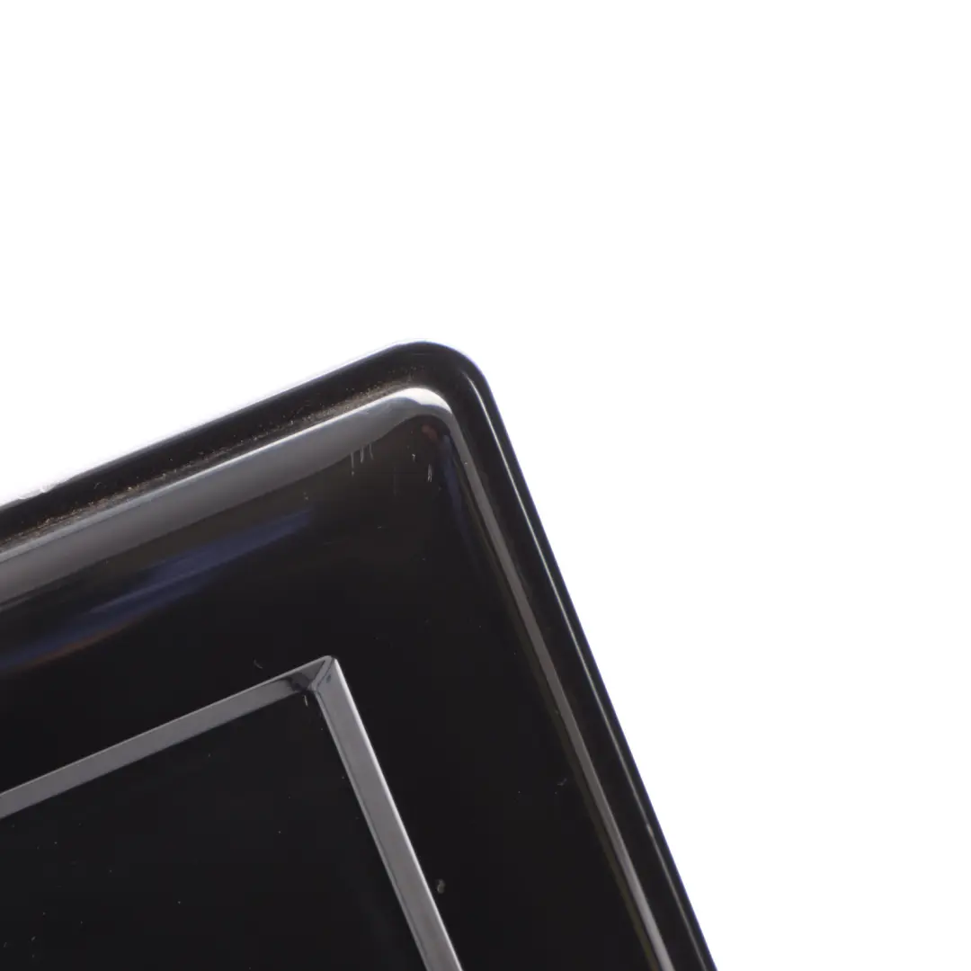 Akura SUNPLUS 7050 15.6" TV DVD Player Multimedia Screen Unit 12V to with Part number APLDVD2YR1668 Akura SUNPLUS 7050 15.6" TV DVD Player Multimedia Screen Unit 12V - SKU APLDVD2YR1668 - Part number APLDVD2YR1668