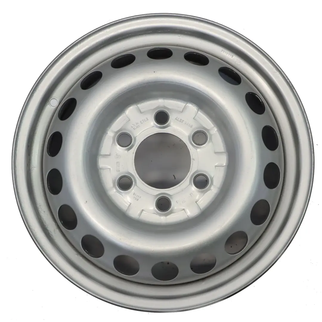 Cerchio in acciaio Silver 16" 6,5J ET:62 per Mercedes Sprinter W906 con numero di parte KBA43738 Mercedes Sprinter W906 Cerchio in acciaio Silver 16" 6,5J ET:62 - SKU KBA43738 - Numero di parte KBA43738