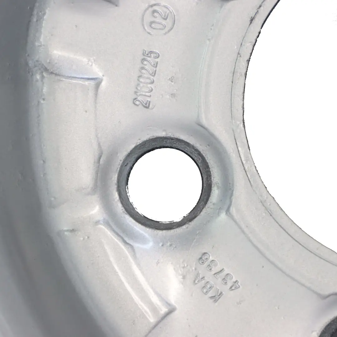 Cerchio in acciaio Silver 16" 6,5J ET:62 per Mercedes Sprinter W906 con numero di parte KBA43738 Mercedes Sprinter W906 Cerchio in acciaio Silver 16" 6,5J ET:62 - SKU KBA43738 - Numero di parte KBA43738