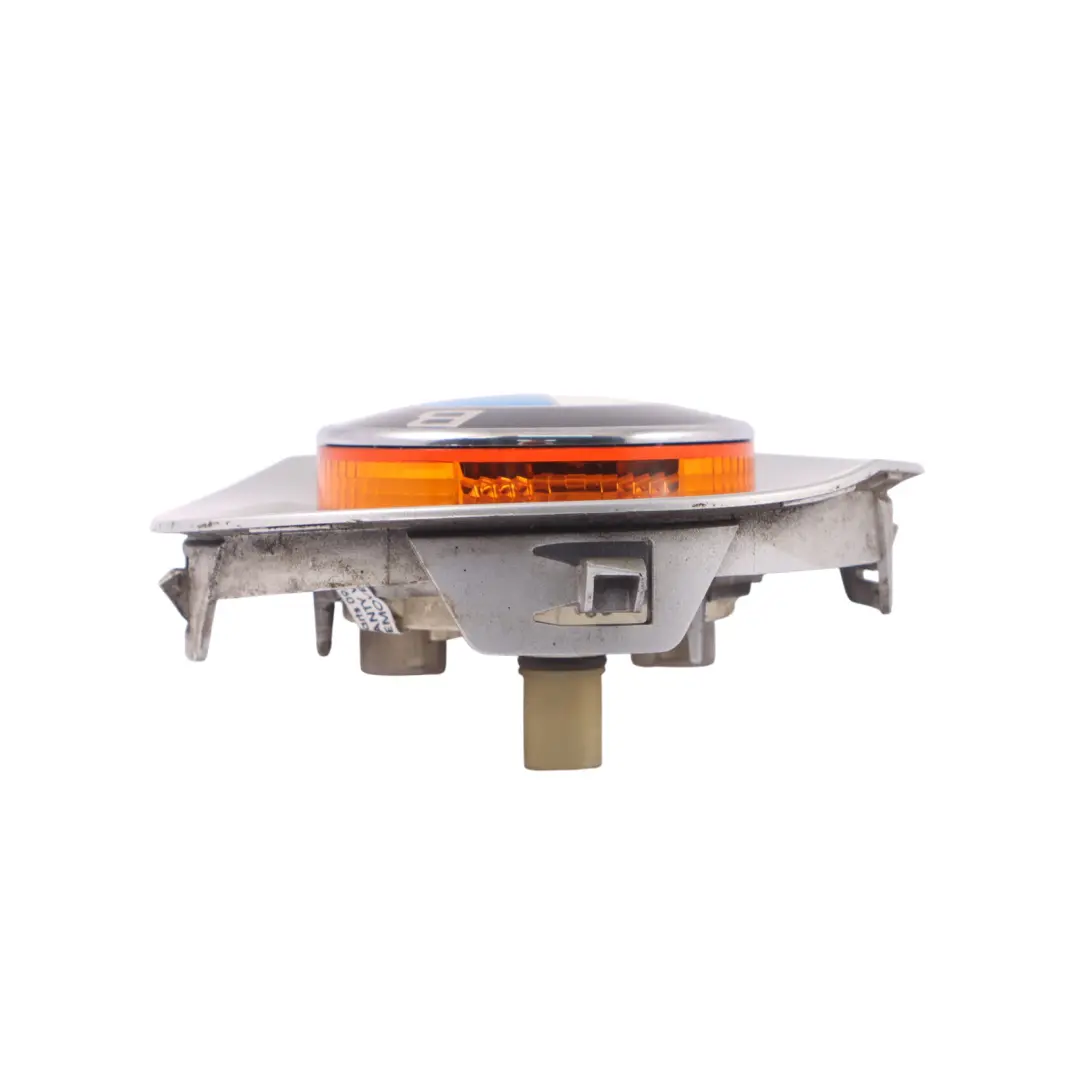 Cache Indicateur Panneau Latéral Gauche Titansilber Silver 354 pour BMW Z4 E85 à propos du numéro de pièce 0030963 BMW Z4 E85 Cache Indicateur Panneau Latéral Gauche Titansilber Silver 354 - SKU P0030963-TS2 - Numéro de pièce 0030963