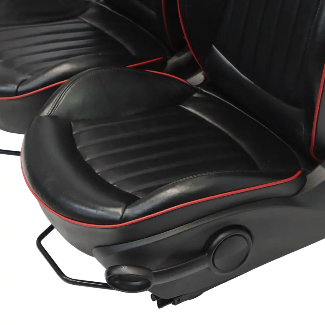 Mini R56 JCW Komplet Foteli GP2 Grzane Skóra Czarna Championship Red - SKU R56-JCW-SEATS-SPORTS-LEATHER-GP2-1 - Numer Części R56-JCW-SEATS-SPORTS-LEATHER-GP2