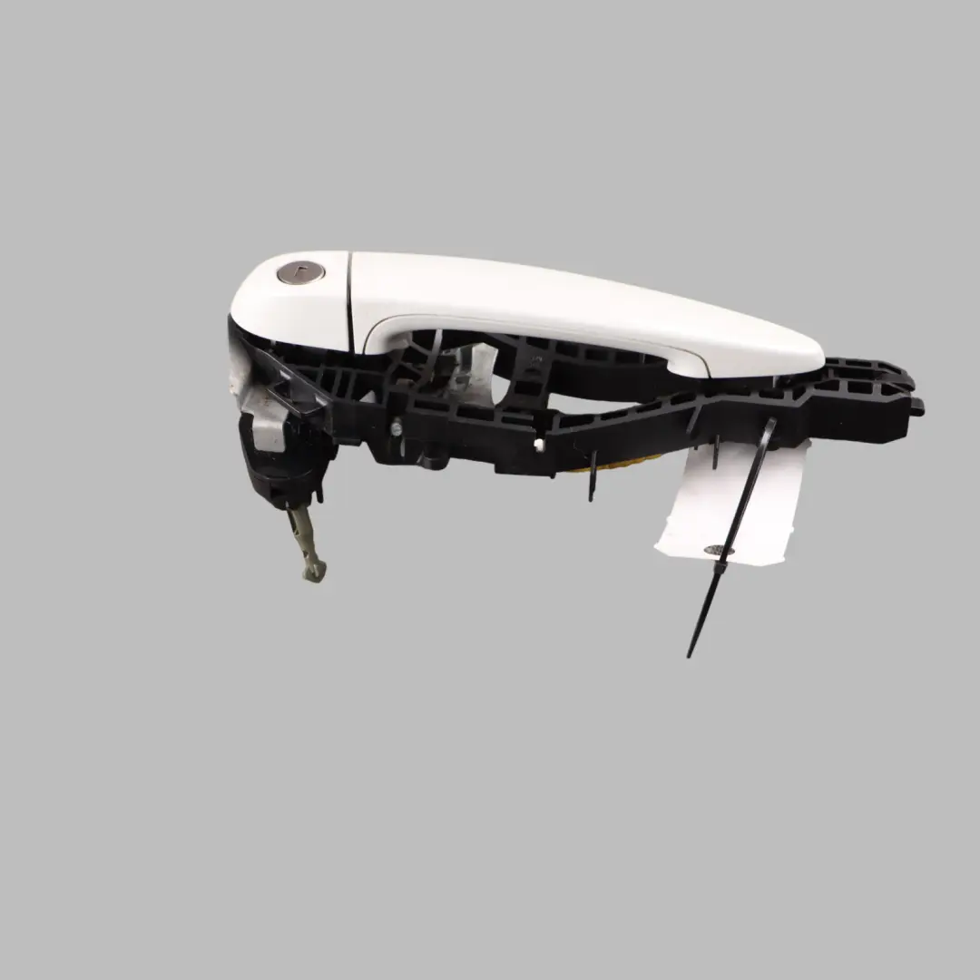 Grab Handle Front Right O/S Door Alpinweiss 3 Alpine White - 300 to BMW F21 with Part number 0445184 BMW F21 Grab Handle Front Right O/S Door Alpinweiss 3 Alpine White - 300 - SKU rhd-0445184-AW - Part number 0445184