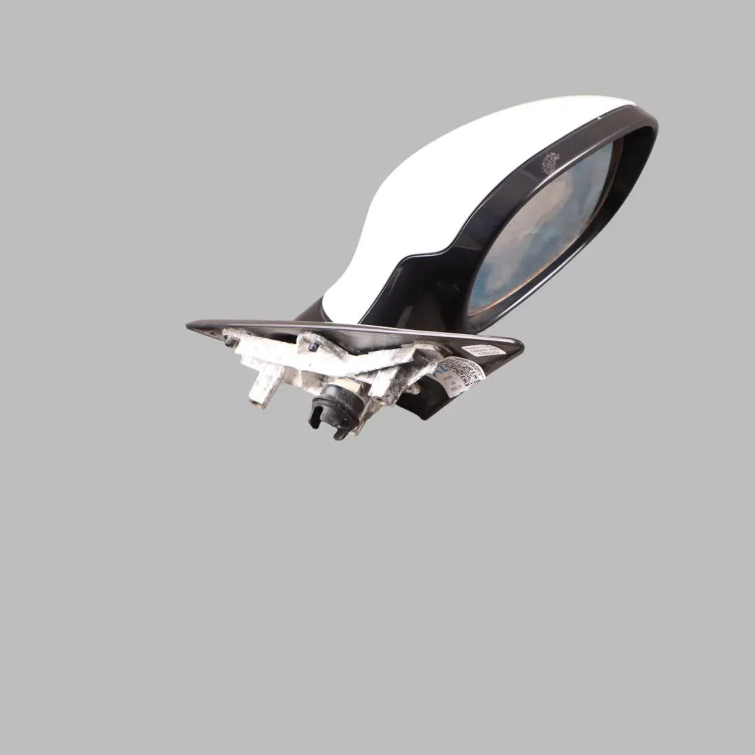 High Gloss Right Wing Mirror O/S Alpinweiss White - 300 to BMW E90 LCI M Sport with Part number 7268280 BMW E90 LCI M Sport High Gloss Right Wing Mirror O/S Alpinweiss White - 300 - SKU rhd-7268280-AW1 - Part number 7268280