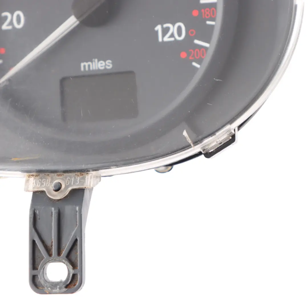 Speedometer Instrument Cluster Diesel Manual to NIssan Primastar X83 with Part number 8200252453 NIssan Primastar X83 Speedometer Instrument Cluster Diesel Manual - SKU RHD-8200252453 - Part number 8200252453