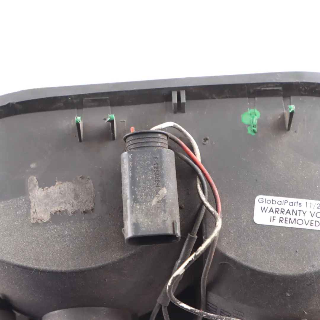 Fog Light Renault Trafic Vauxhall Vivaro Rear Light Lamp Right O/S to with Part number 8200968067 Fog Light Renault Trafic Vauxhall Vivaro Rear Light Lamp Right O/S - SKU rhd-8200968067 - Part number 8200968067