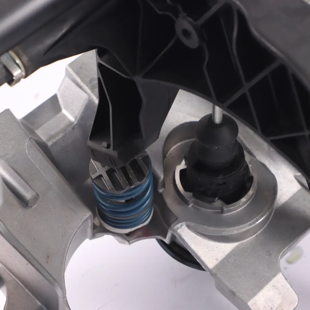 Brake Clutch Pedal Box Assembly Manual 8K2721117 to Audi A6 C7 with Part number 8K2721117-1 Audi A6 C7 Brake Clutch Pedal Box Assembly Manual 8K2721117 - SKU RHD-8K2721117-1 - Part number 8K2721117-1