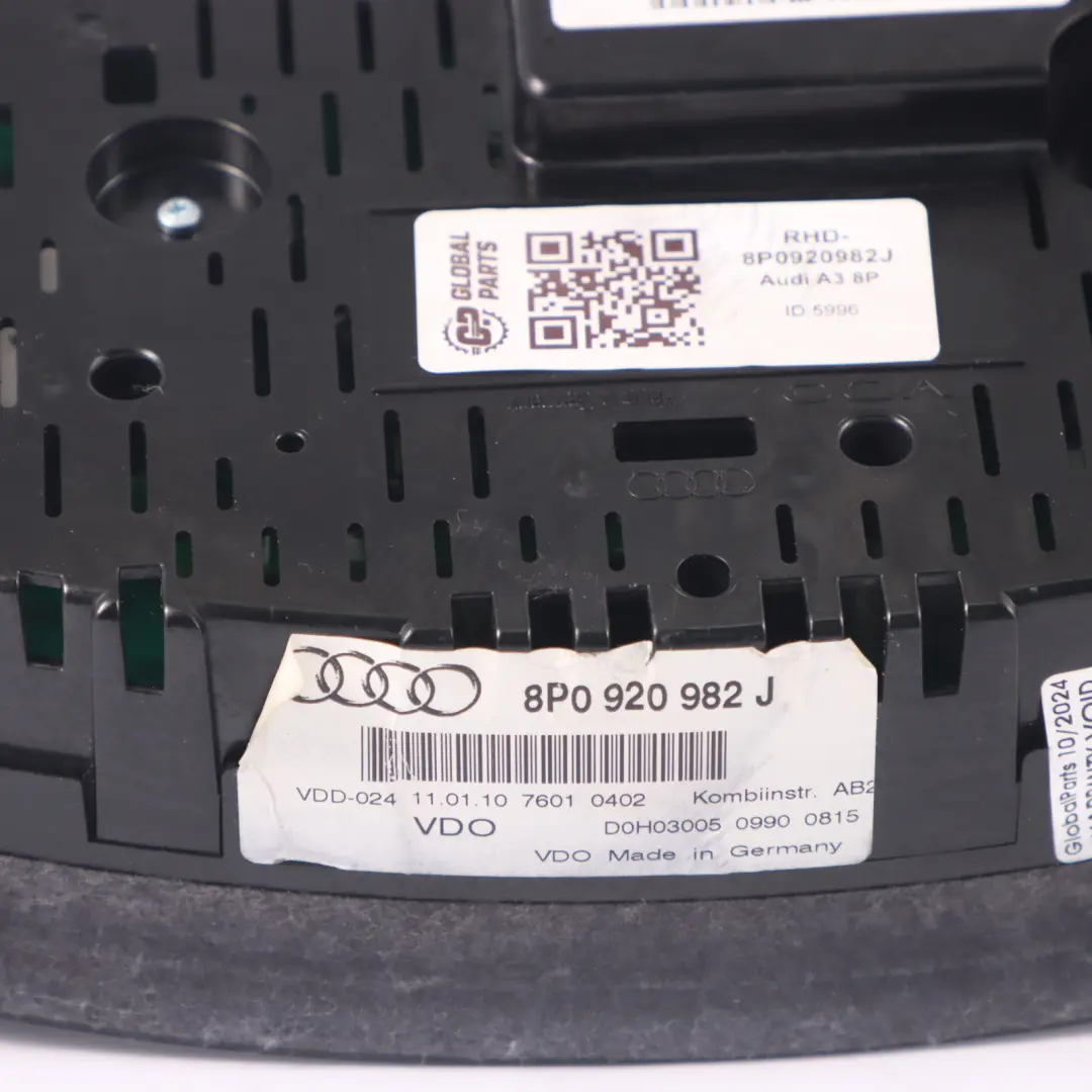 Instrument Cluster Speedo Clocks Manual to Audi A3 8P 2.0 TDI Diesel with Part number 8P0920982J Audi A3 8P 2.0 TDI Diesel Instrument Cluster Speedo Clocks Manual - SKU RHD-8P0920982J - Part number 8P0920982J