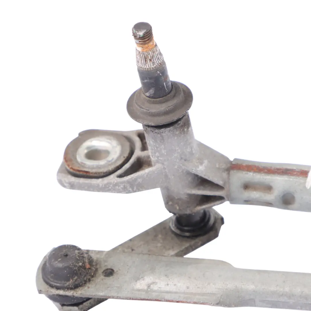 Windscreen Wiper Motor Linkage Mechanism to Audi Q5 8R with Part number 8R2955023D Audi Q5 8R Windscreen Wiper Motor Linkage Mechanism - SKU RHD-8R2955023D - Part number 8R2955023D