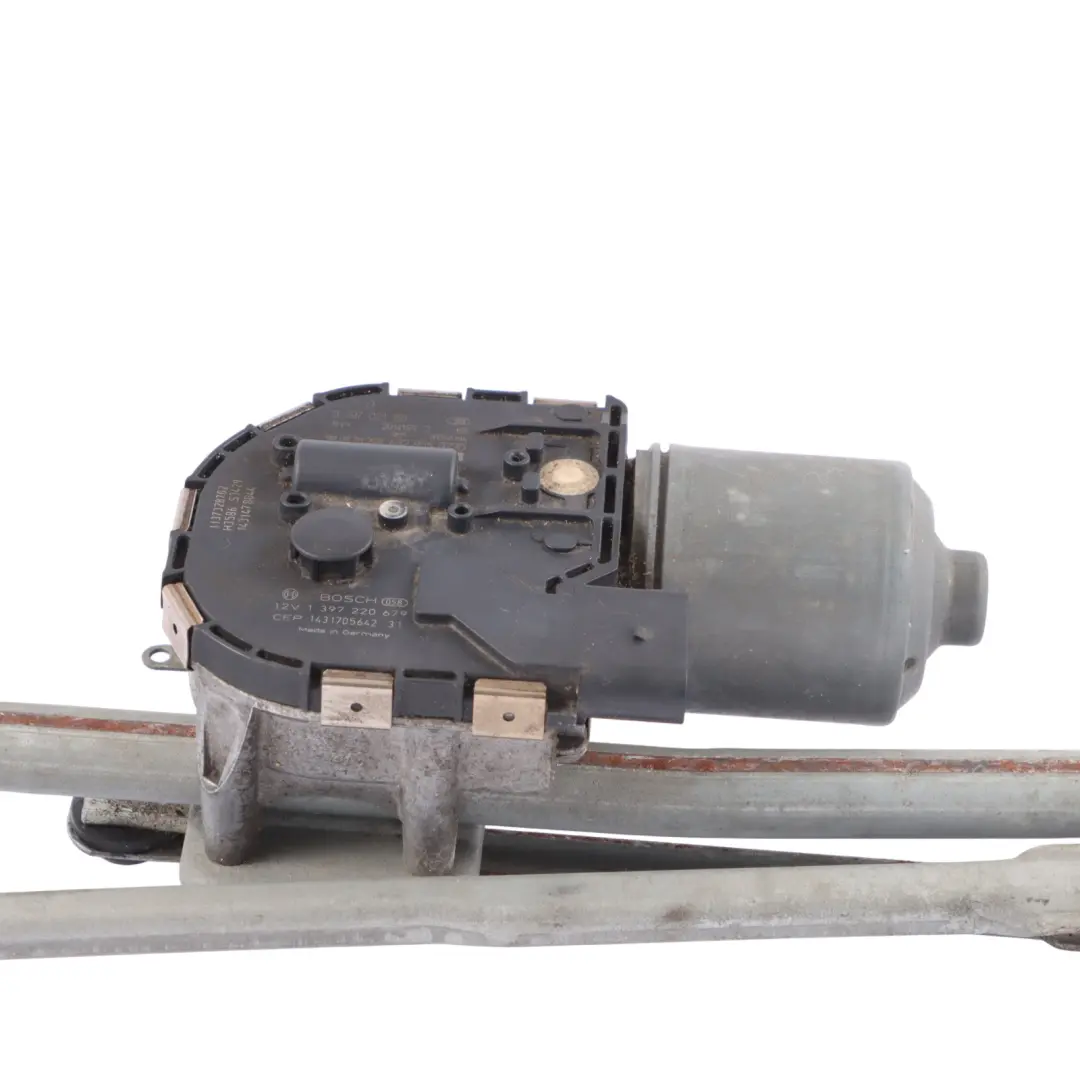 Windscreen Wiper Motor Linkage Mechanism to Audi Q5 8R with Part number 8R2955023D Audi Q5 8R Windscreen Wiper Motor Linkage Mechanism - SKU RHD-8R2955023D - Part number 8R2955023D