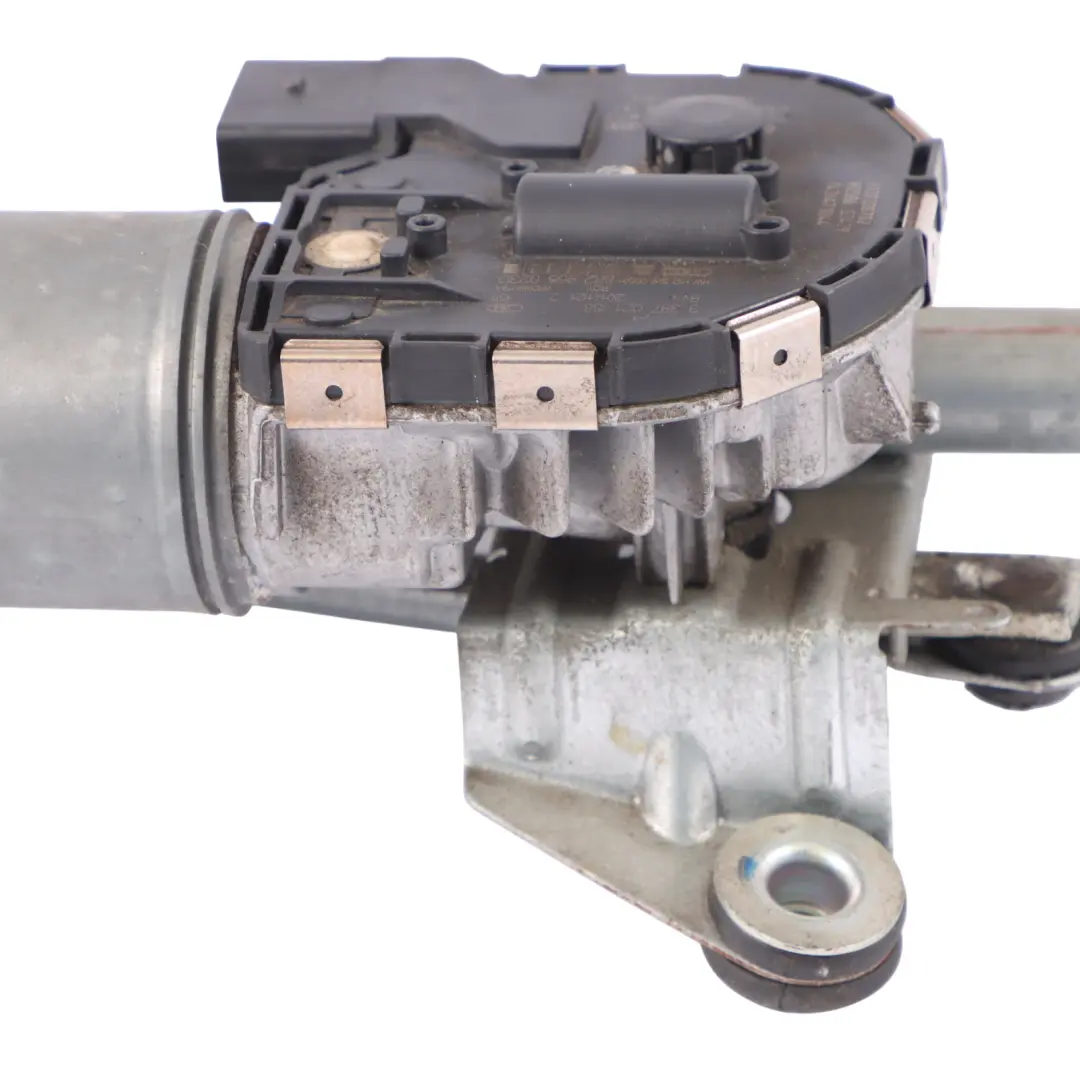 Windscreen Wiper Motor Linkage Mechanism to Audi Q5 8R with Part number 8R2955023D Audi Q5 8R Windscreen Wiper Motor Linkage Mechanism - SKU RHD-8R2955023D - Part number 8R2955023D