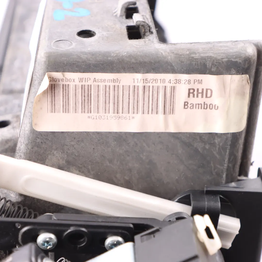 Glove Box BMW X5 E70 X6 E71 Dashboard Dash Bamboo Grain Dark to with Part number 9210999 Glove Box BMW X5 E70 X6 E71 Dashboard Dash Bamboo Grain Dark - SKU rhd-9210999-2 - Part number 9210999