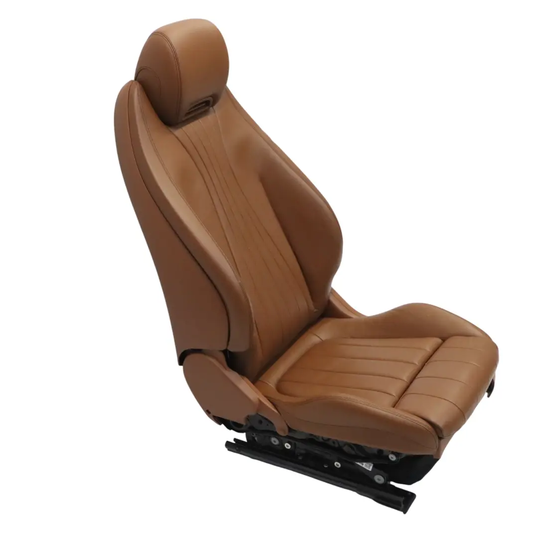 Asiento Delantero Izquierdo Interior Calefaccionado Cuero Marron para Mercedes A238 con número de pieza A2389105701 Mercedes A238 Asiento Delantero Izquierdo Interior Calefaccionado Cuero Marron - SKU A2389105701-1 - Número de pieza A2389105701