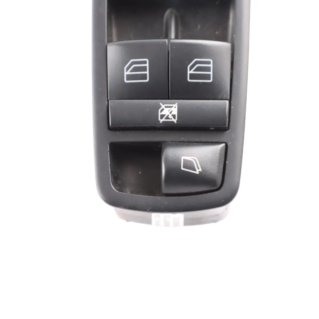 Interrupteur lève vitre avant côté Panneau contrôle pour Mercedes W251 à propos du numéro de pièce A2518300590 Mercedes W251 Interrupteur lève vitre avant côté Panneau contrôle - SKU A2518300590 - Numéro de pièce A2518300590