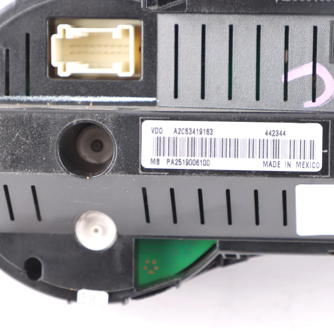 Instrument Cluster Speedometer Speedo OM642 Diesel A1715401747 to Mercedes W251 with Part number A2519006100 Mercedes W251 Instrument Cluster Speedometer Speedo OM642 Diesel A1715401747 - SKU RHD-A2519006100 - Part number A2519006100