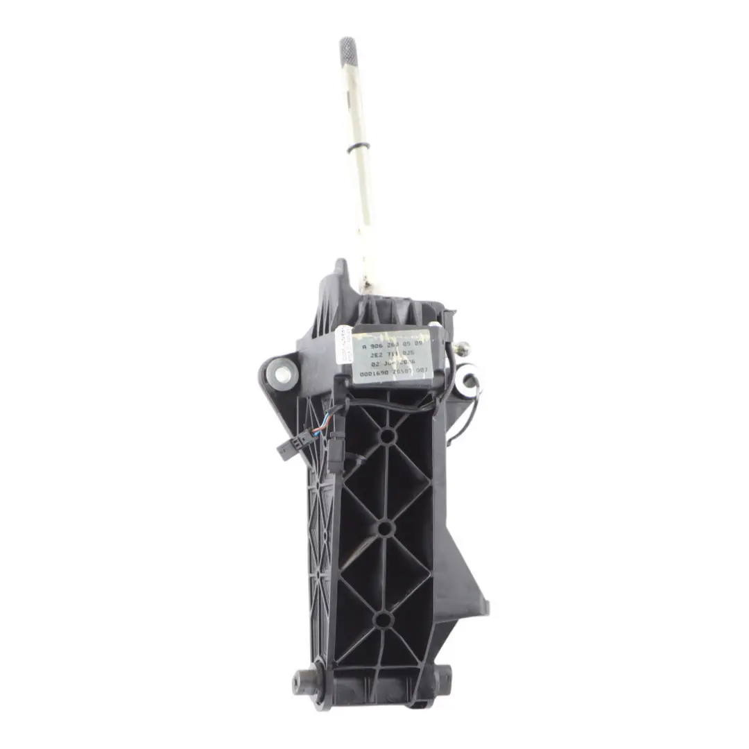 Mercedes Sprinter W906 Gear Shift Selector 6 Speed Manual - SKU RHD-A9062600509-1 - Part number A9062600509
