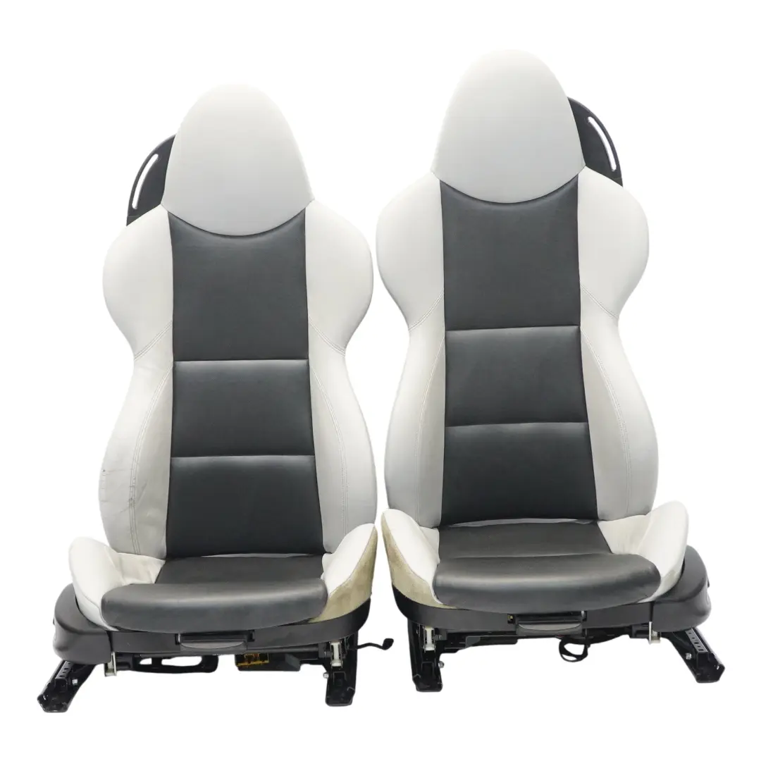 Sedili anteriori M Sport Pelle Silverstone Riscaldati Set Memoria per BMW Z4 E86 con numero di parte 7906581 BMW Z4 E86 Sedili anteriori M Sport Pelle Silverstone Riscaldati Set Memoria - SKU E86-SPORT-SILVERSTONE-LEATHER-SEATS-NBC5 - Numero di parte 7906581