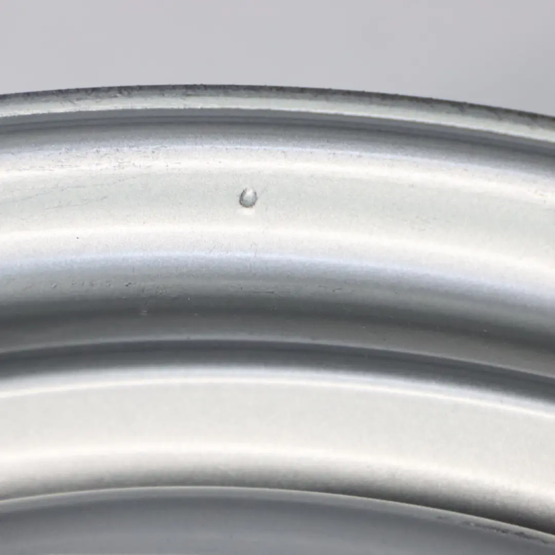 Llanta de acero plateada 16" ET:56 5.5J para Ford Transit con número de pieza YC15-CF Ford Transit Llanta de acero plateada 16" ET:56 5.5J - SKU YC15-CF - Número de pieza YC15-CF