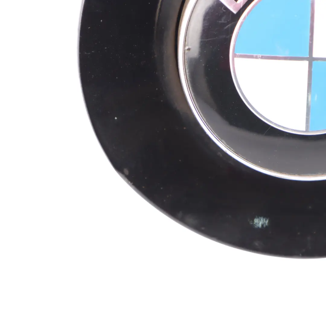 Abdeckung Seitenverkleidung Rechts Schwarz Sapphire - 475 für BMW Z4 E85 mit Teilenummer 0030964 BMW Z4 E85 Abdeckung Seitenverkleidung Rechts Schwarz Sapphire - 475 - SKU 0030964-BS - Teilenummer 0030964