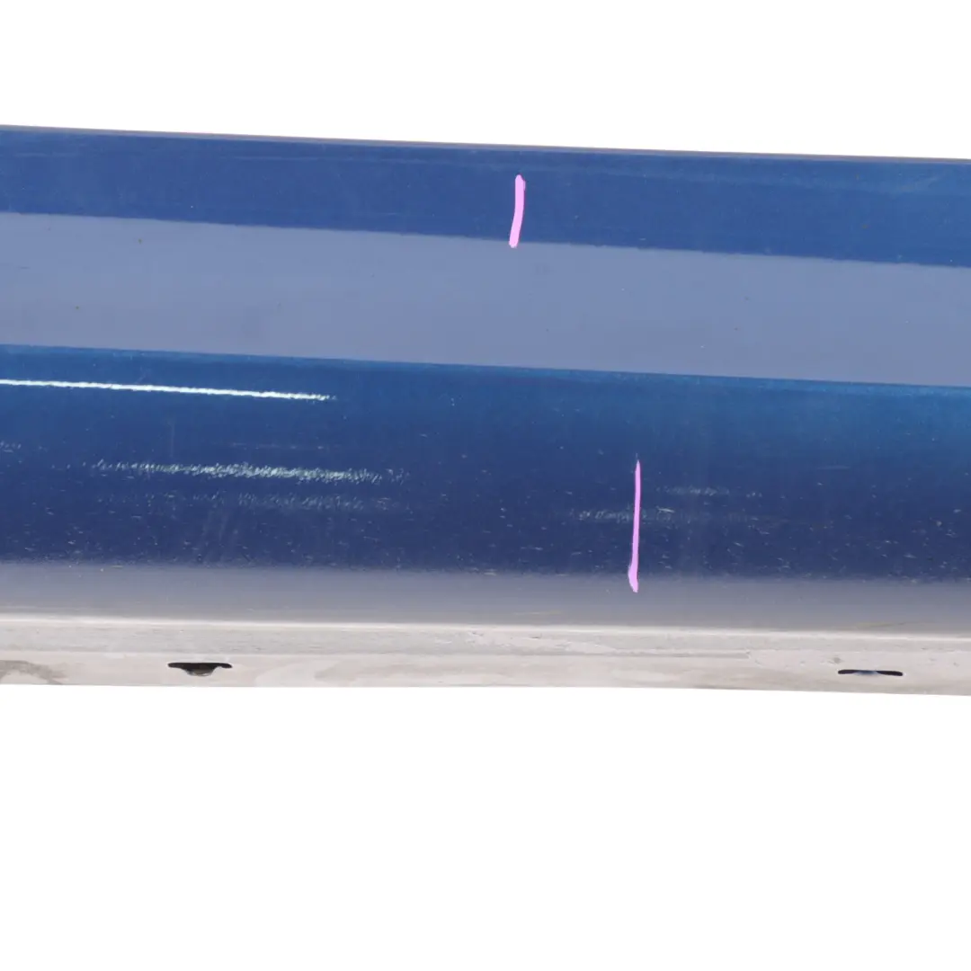 Listón de umbral faldón lateral derecho Azul Le Mans Blau - 381 para BMW E90 M Sport con número de pieza 33440 BMW E90 M Sport Listón de umbral faldón lateral derecho Azul Le Mans Blau - 381 - SKU 0033440-LMB - Número de pieza 33440