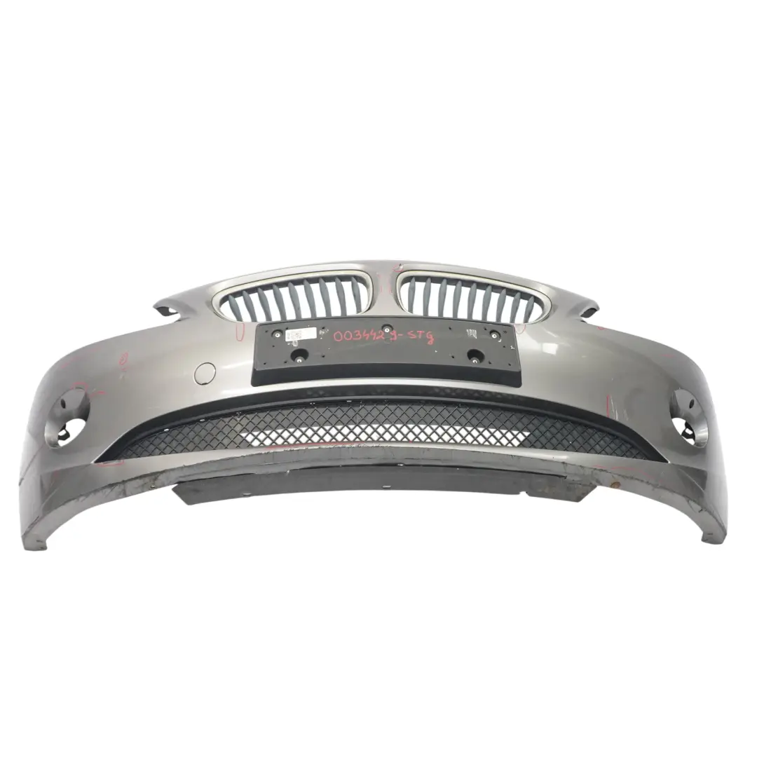 Zderzak Przedni Osłona Sterlinggrau Grey Metallic - 472 do BMW Z4 E85 o numerze 0034429 BMW Z4 E85 Zderzak Przedni Osłona Sterlinggrau Grey Metallic - 472 - SKU 0034429-STG - Numer Części 0034429