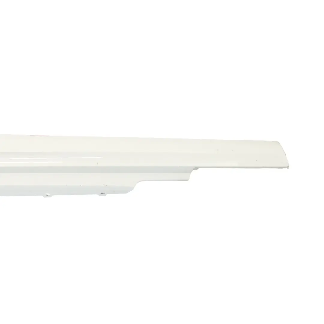 Baguette de seuil gauche Alpinweiss White - 300 pour BMW E92 E93 M Sport à propos du numéro de pièce 0036123 BMW E92 E93 M Sport Baguette de seuil gauche Alpinweiss White - 300 - SKU 0036123-AW1 - Numéro de pièce 0036123