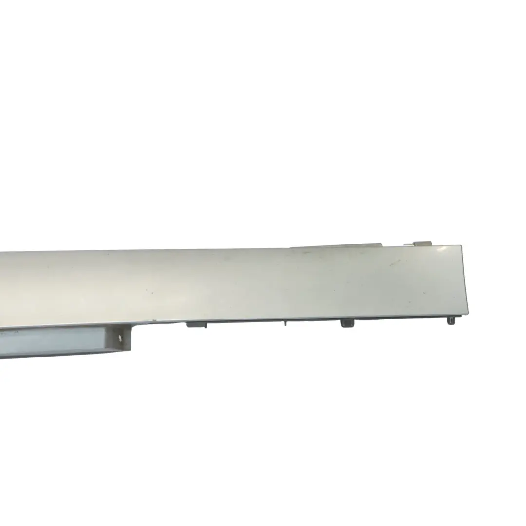 Bande de seuil avant gauche Spacegrau Grey Metallic - A52 pour BMW Z4 E89 à propos du numéro de pièce 0037523 BMW Z4 E89 Bande de seuil avant gauche Spacegrau Grey Metallic - A52 - SKU 0037523-SCG1 - Numéro de pièce 0037523