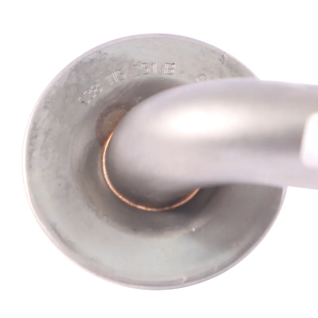 Tuyau d'aspiration du carter d'huile Audi A3 8P VW Golf 5 2.0 Tdi BMN pour à propos du numéro de pièce 038115251B Tuyau d'aspiration du carter d'huile Audi A3 8P VW Golf 5 2.0 Tdi BMN - SKU 038115251B - Numéro de pièce 038115251B