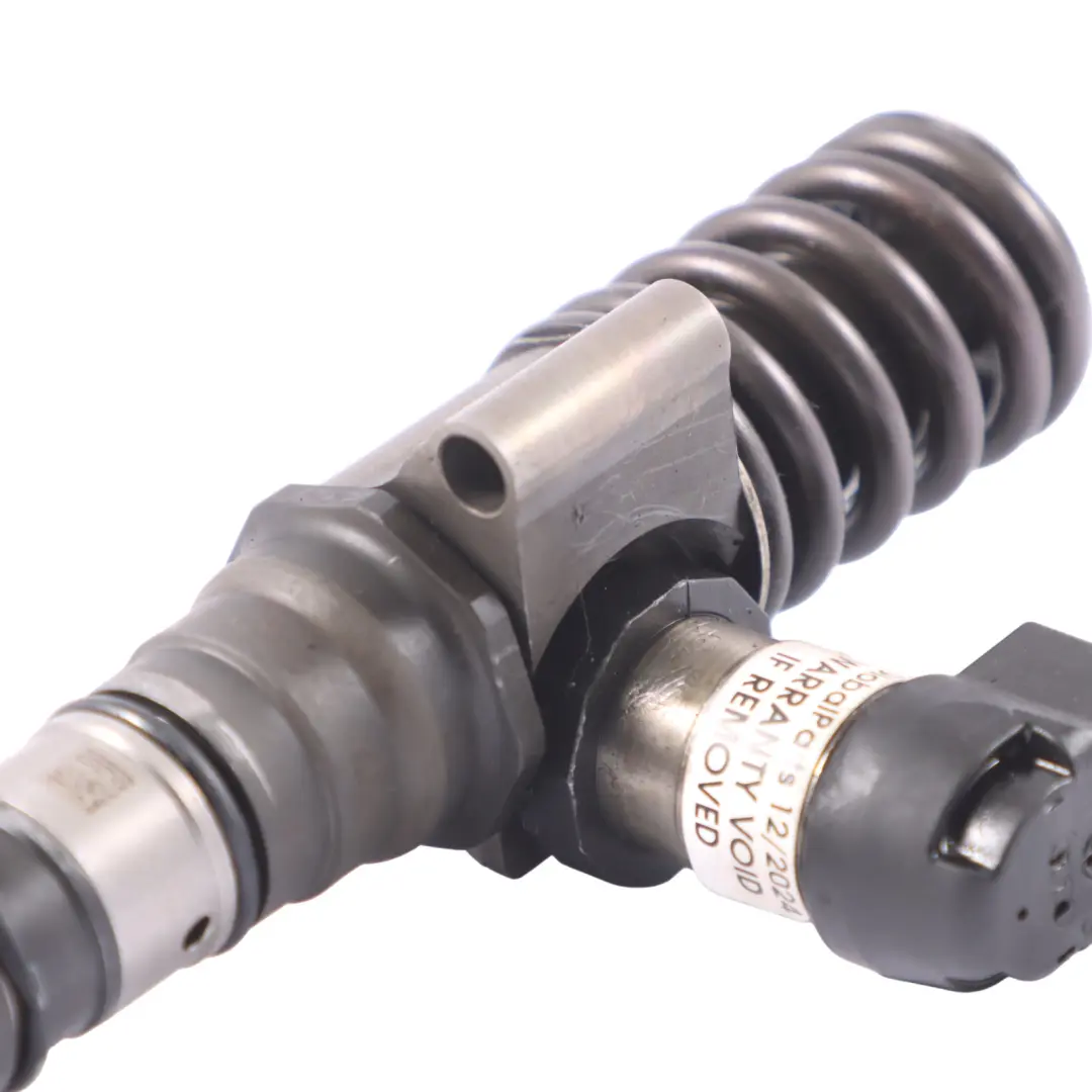 1K 2.0 Diesel Fuel Injector to Volkswagen Golf with Part number 03G130073T Volkswagen Golf 1K 2.0 Diesel Fuel Injector - SKU 03G130073T - Part number 03G130073T