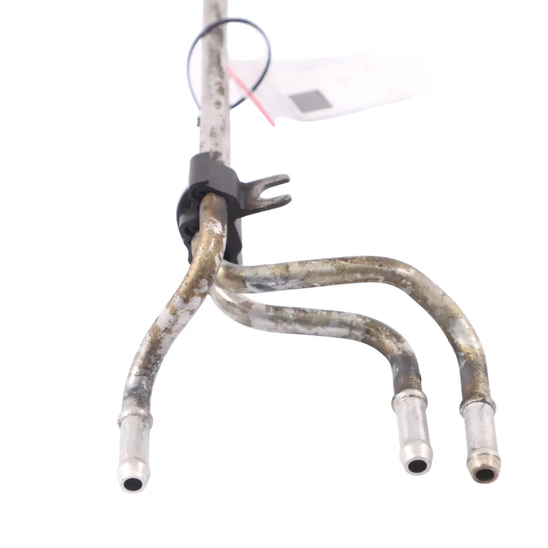 Carburant Tuyau d'arrosage Tube pour Audi A3 8P 1.9 TDI BLS Diesel à propos du numéro de pièce 03G130308N Audi A3 8P 1.9 TDI BLS Diesel Carburant Tuyau d'arrosage Tube - SKU 03G130308N - Numéro de pièce 03G130308N