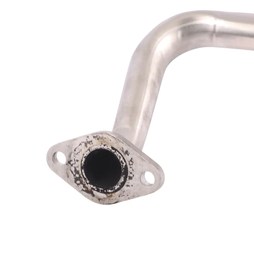 Tuyau de refroidissement gaz d'échappement EGR pour Audi A3 8P 2.0 TDI à propos du numéro de pièce 03G131521AQ Audi A3 8P 2.0 TDI Tuyau de refroidissement gaz d'échappement EGR - SKU 03G131521AQ - Numéro de pièce 03G131521AQ