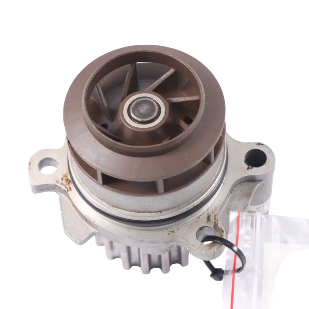 Silnik CAAA Pompa wody do Volkswagen Transporter T5 2.0 TDi o numerze 03L121011J Volkswagen Transporter T5 2.0 TDi Silnik CAAA Pompa wody - SKU 03L121011J - Numer Części 03L121011J