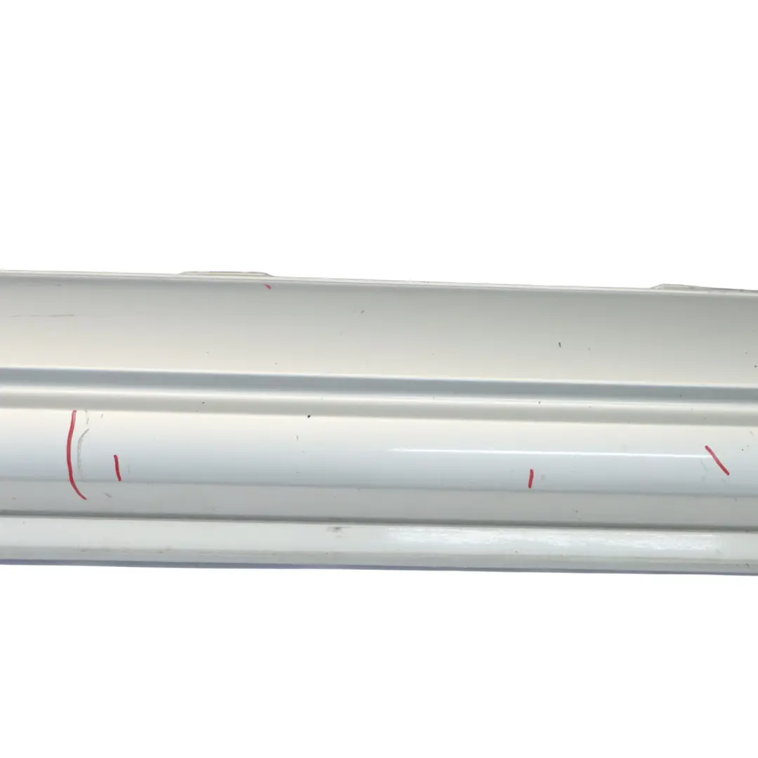 Gonna laterale M Sport copri soglia porta sinistra Titansilber - 354 per BMW X3 E83 con numero di parte 0403480 BMW X3 E83 Gonna laterale M Sport copri soglia porta sinistra Titansilber - 354 - SKU 0403480-TS3 - Numero di parte 0403480