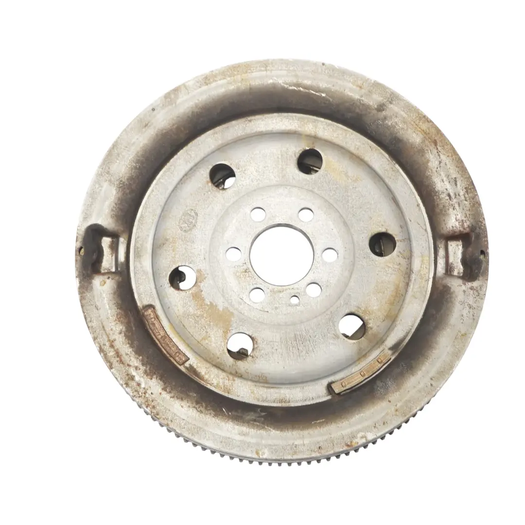 Mk8 CD1 1.5 DFYA Dwumas Koło Zamachowe do VW Volkswagen Golf o numerze 04E105266K VW Volkswagen Golf Mk8 CD1 1.5 DFYA Dwumas Koło Zamachowe - SKU 04E105266K - Numer Części 04E105266K