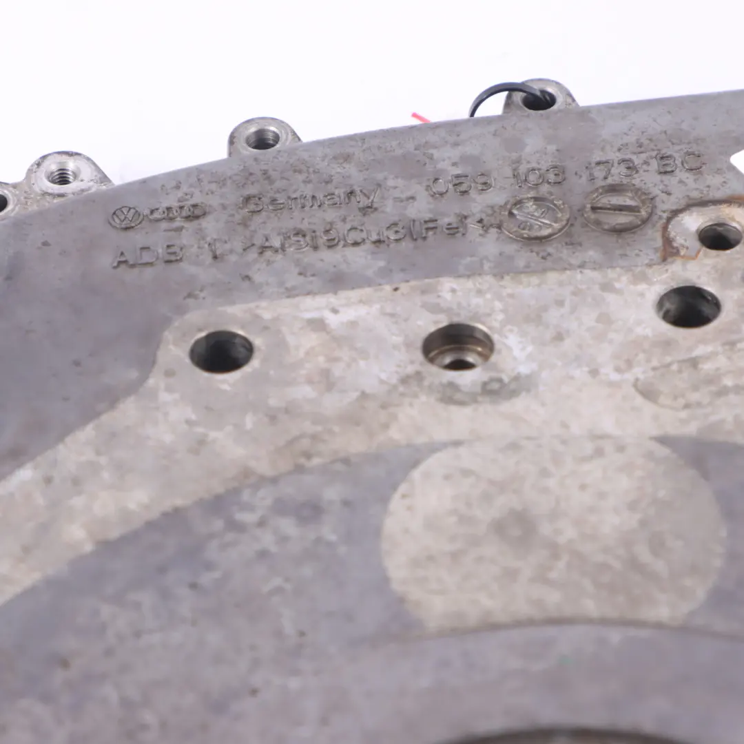 Tapa del cárter del cigüeñal del motor para Audi A5 8T con número de pieza 059103171Q Audi A5 8T Tapa del cárter del cigüeñal del motor - SKU 059103171Q - Número de pieza 059103171Q